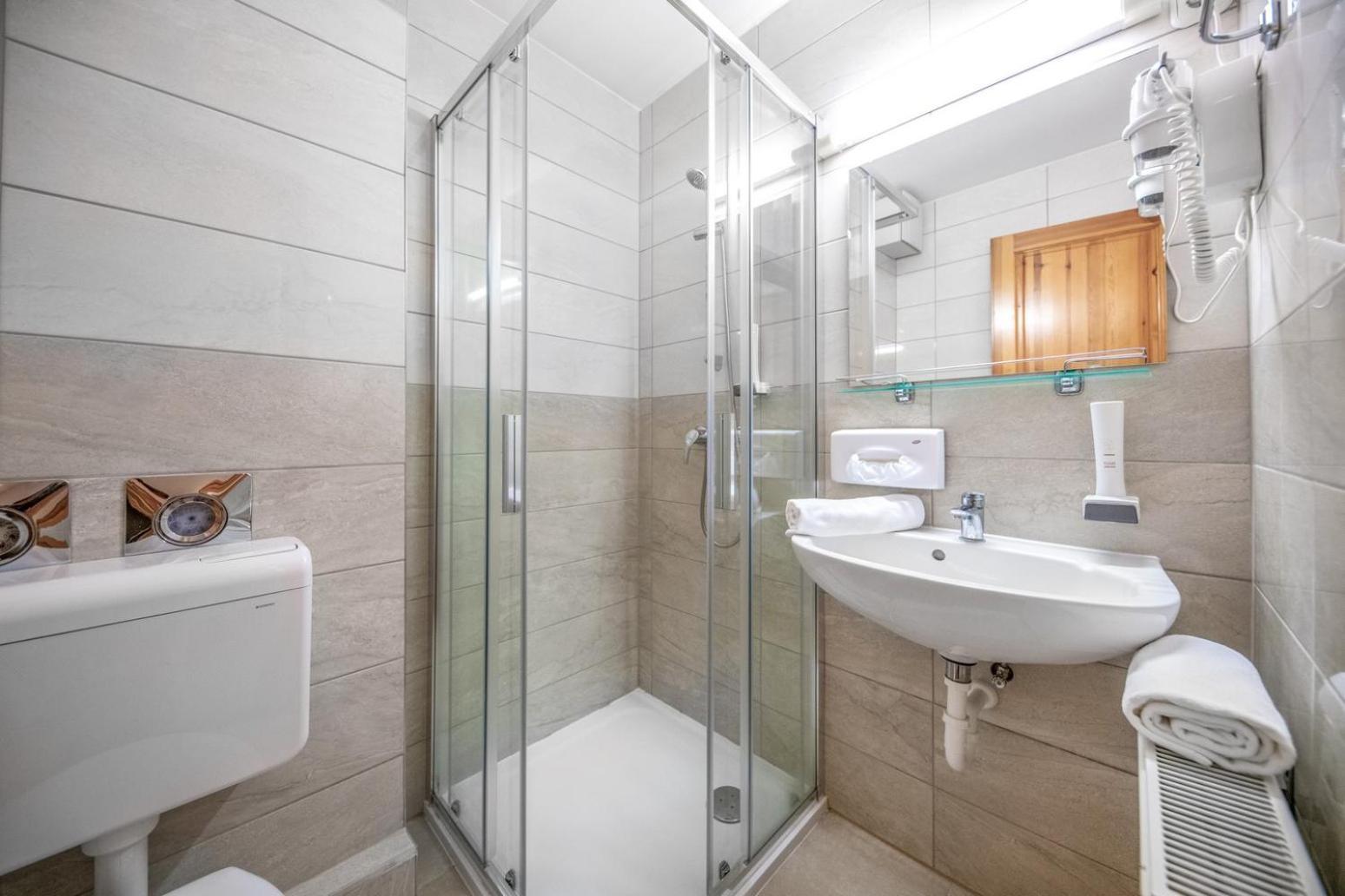 Corvin Hotel Budapest Residence Exterior photo