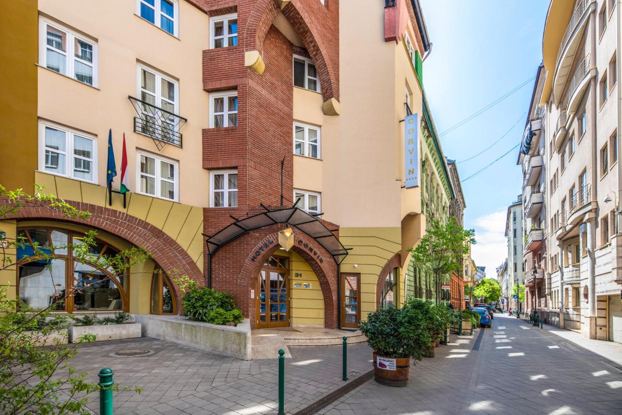 Corvin Hotel Budapest Residence Exterior photo