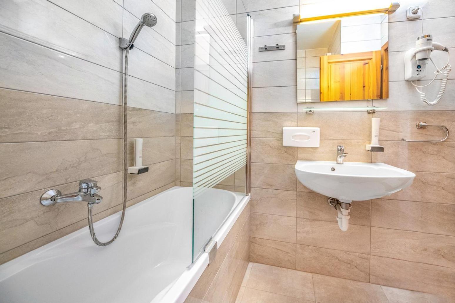 Corvin Hotel Budapest Residence Exterior photo