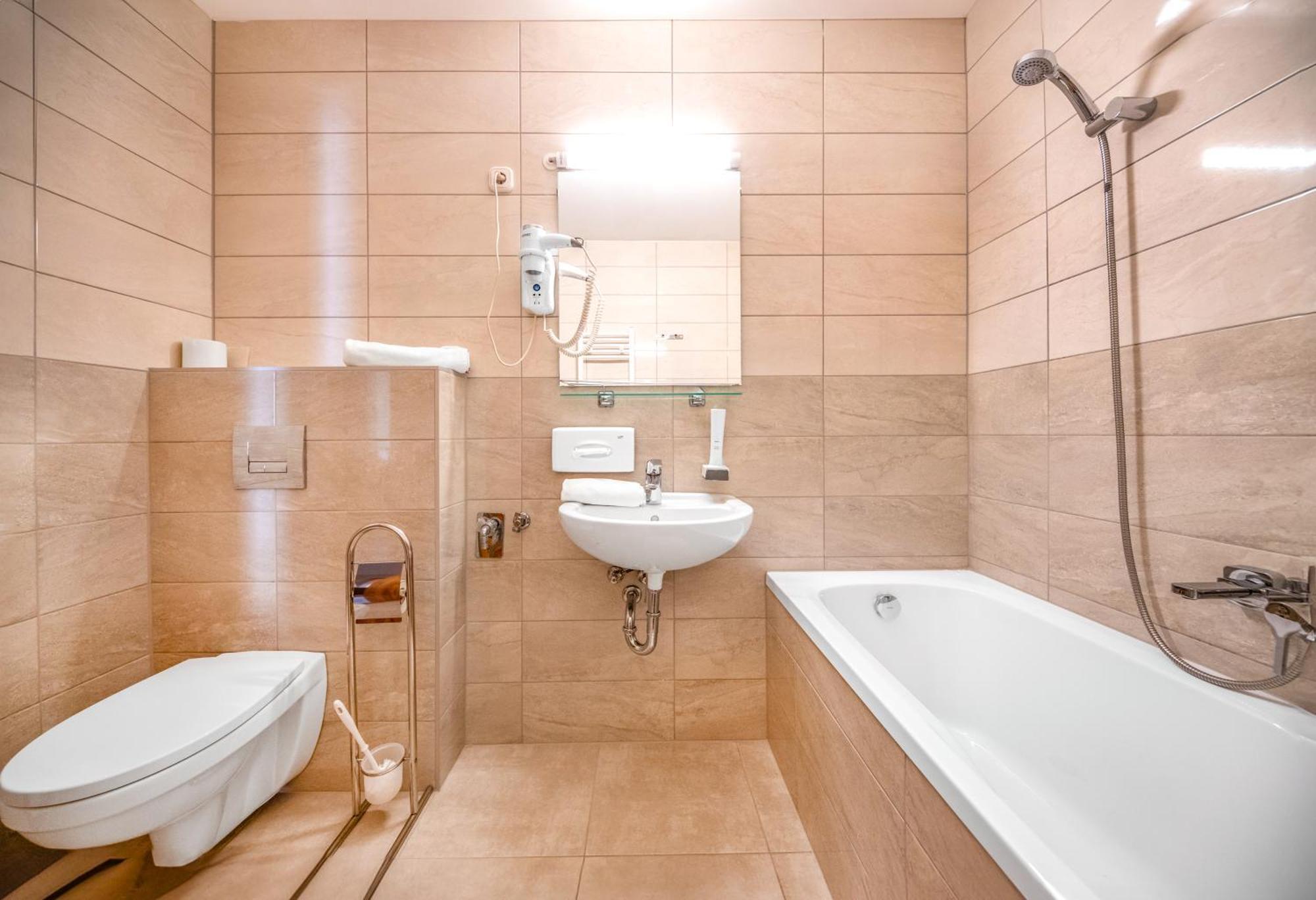 Corvin Hotel Budapest Residence Exterior photo