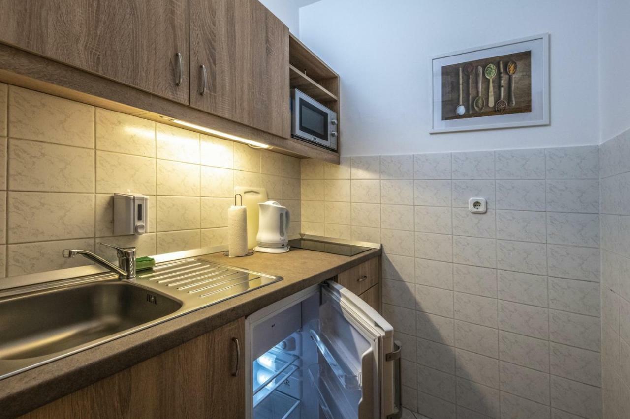 Corvin Hotel Budapest Residence Exterior photo